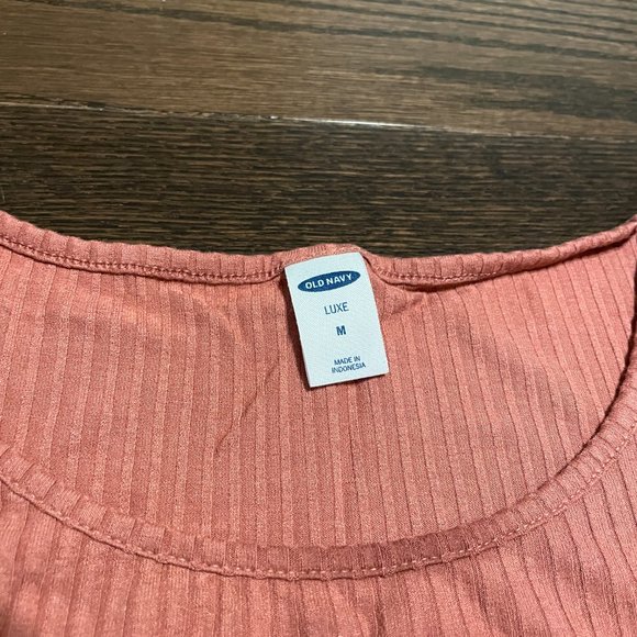 Old Navy Dusty Rose Ribbed Drapey Tank - Picture 2 of 4